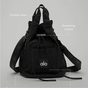 Alo yoga crossbody bucket bag